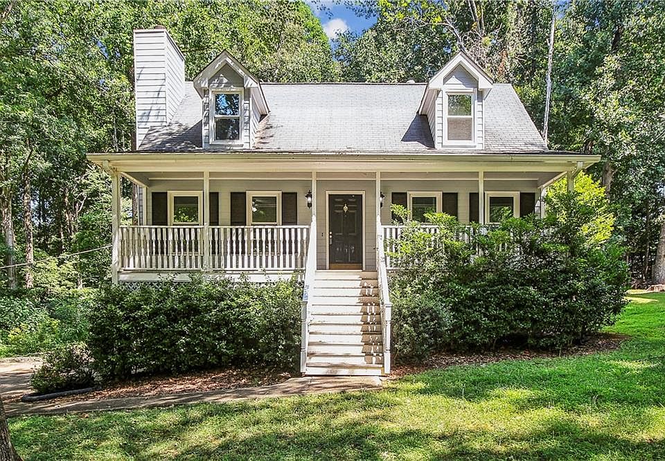 1st image of 2483 Chablis Ct