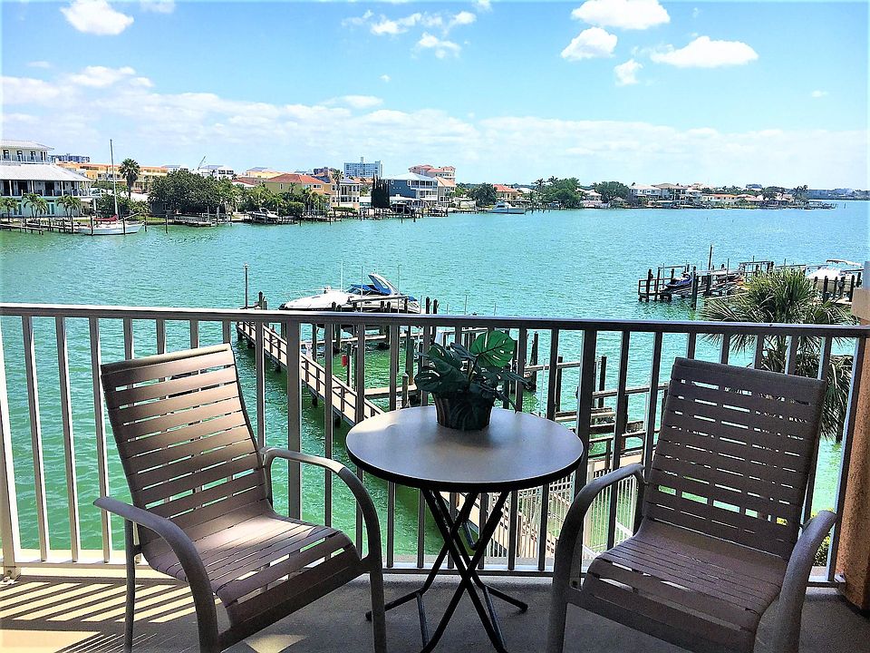 Unbelievable Water Views from the Private Balcony