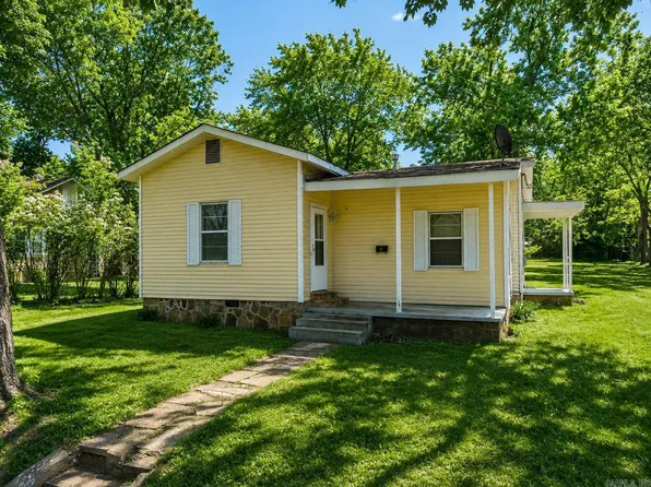202 N Griffin St, Morrilton, AR 72110