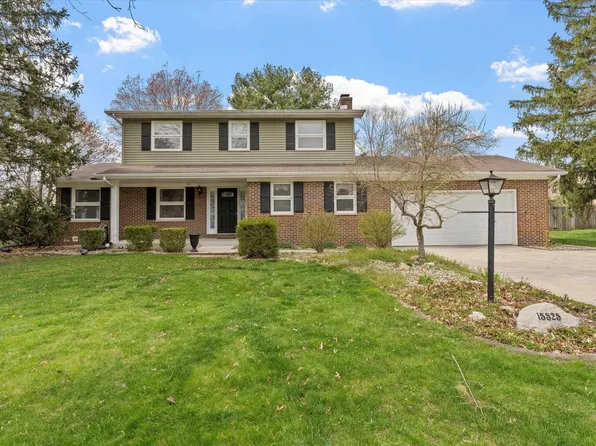 15525 Carriage Ln, Mishawaka, IN 46545