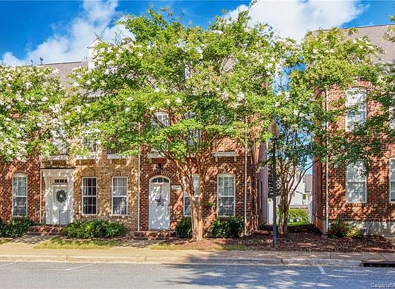2nd image of 188 Welton Way
