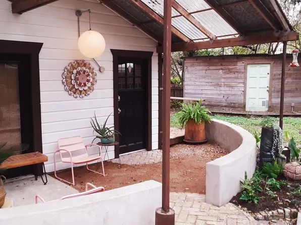 2611 S 3rd St, Austin, TX 78704