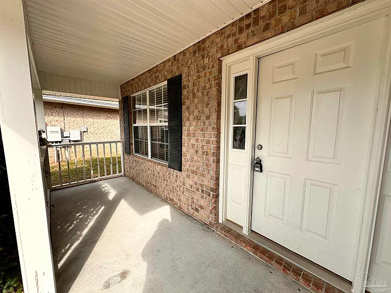 4856 Genevive Ct — Photo 2