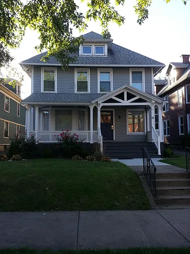 51 Oak St Photo 1