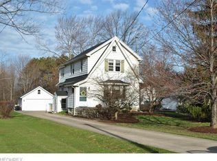 2570 Columbia Rd, Westlake, OH 44145