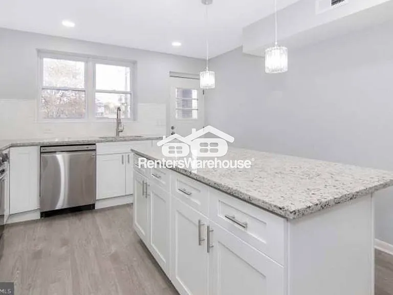 3706 Claremont Ave — Photo 1