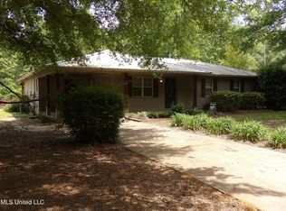 4271 Laws Hill Rd, Waterford, MS 38685