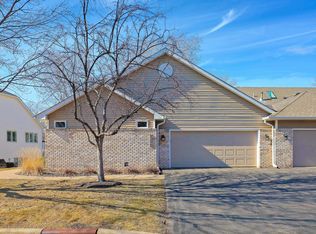 8324 Norman Creek Trl, Bloomington, MN 55437