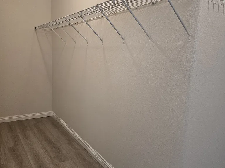 8678 Founders Grove St — Photo 14