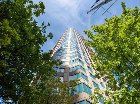 400 N La Salle St #3002, Chicago, IL 60605