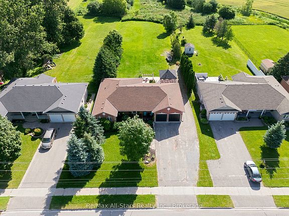 3rd image of 13579 Old Simcoe Rd
