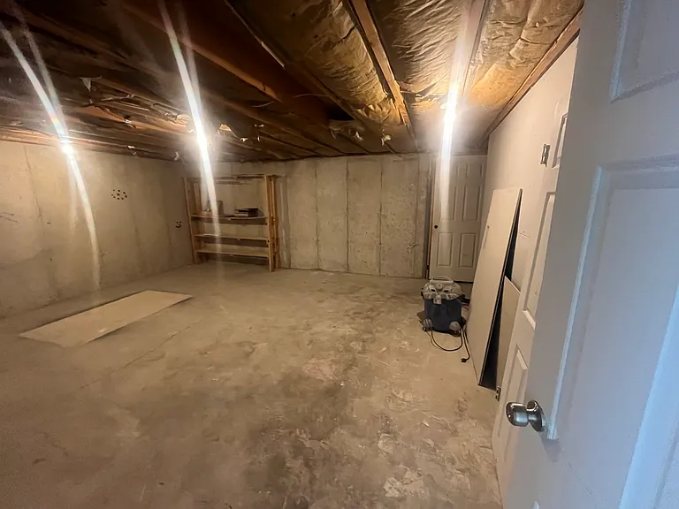 6985 N 2550 W — Photo 4