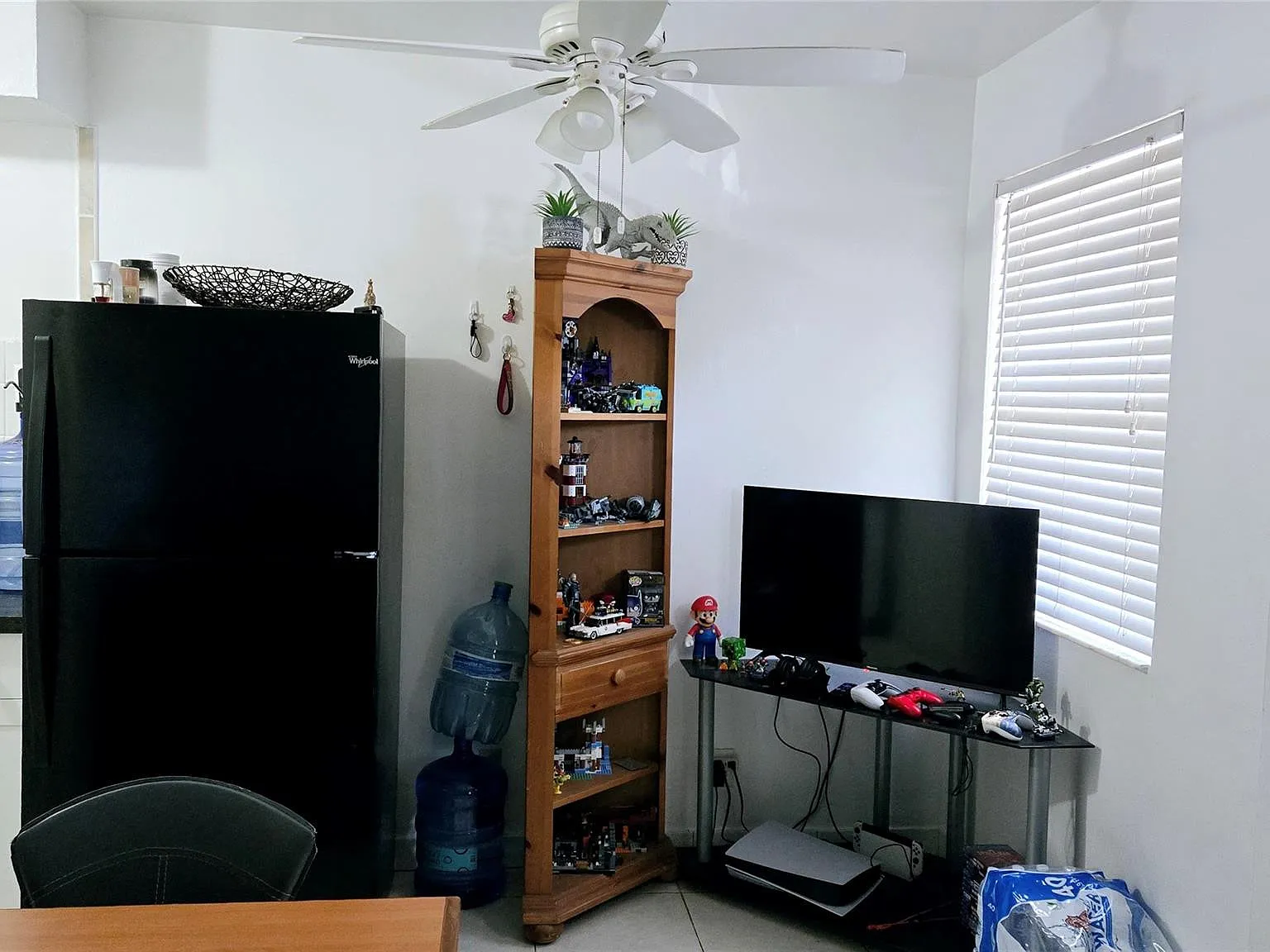 1 bed, 1.0 bath, 420 sqft, $1,400 — Photo 3
