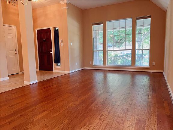 4th image of 22422 Cascade Springs Dr