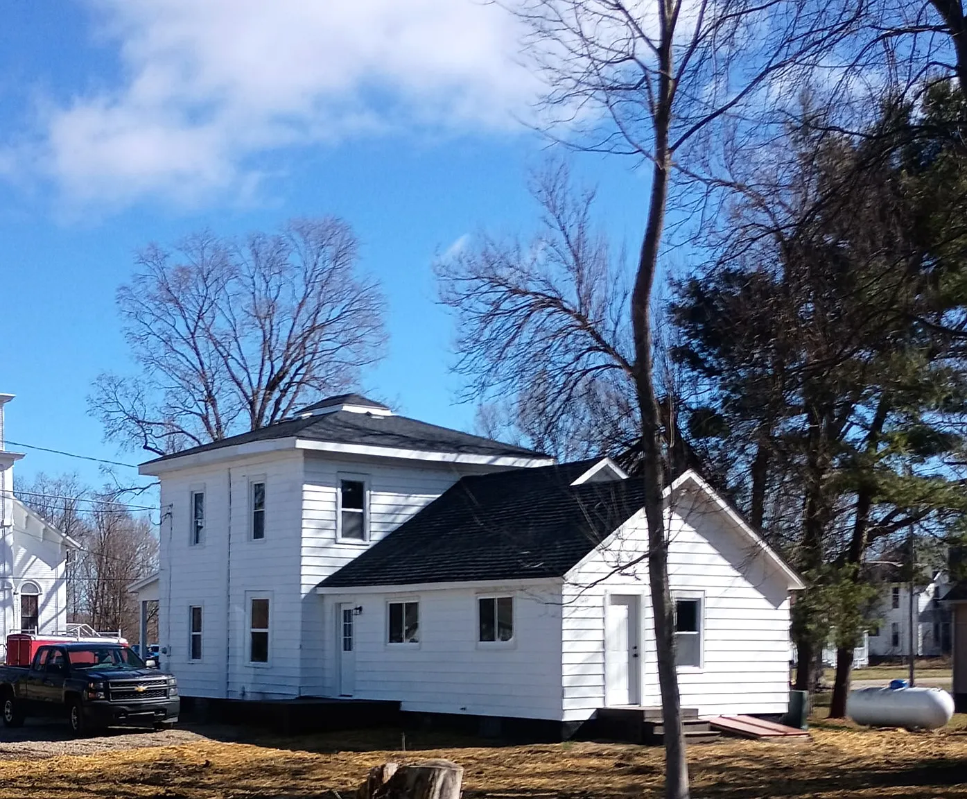 3 bed, 1900 sqft, $1,475 — Photo 2