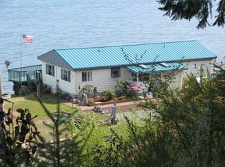 191 N Canal Hide A Way, Hoodsport, WA 98548