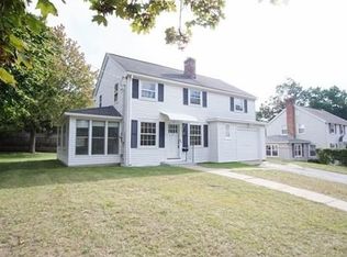 25 Hartwick St, Springfield, MA 01108