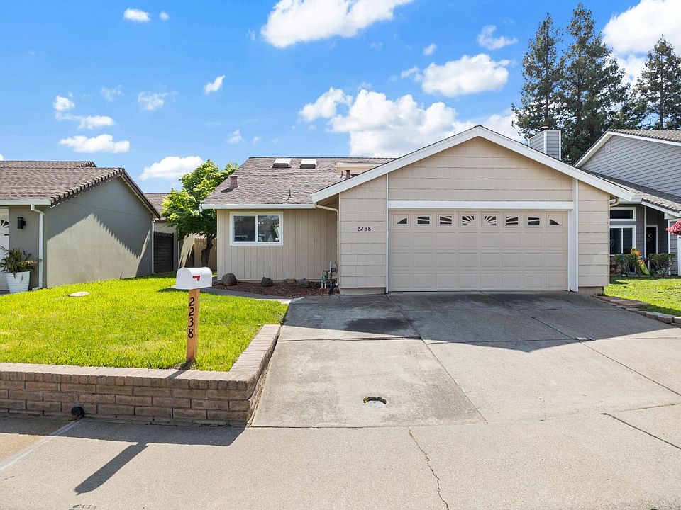 1st image of 2238 Palmwood Ct
