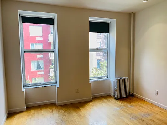 Rented by Bank Neary | media 13