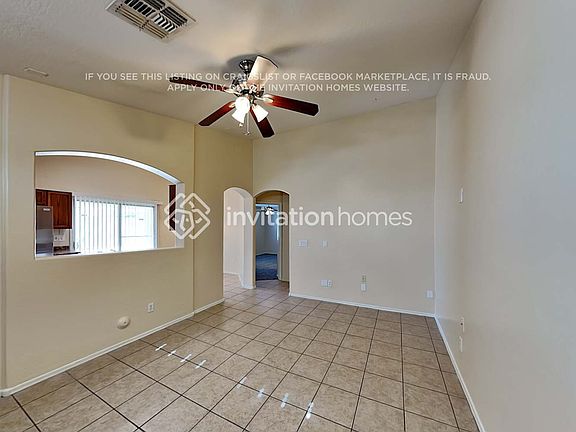 4th image of 15204 N Poppy St
