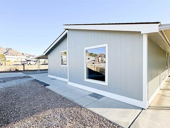 3rd image of 14383 E 28th Pl