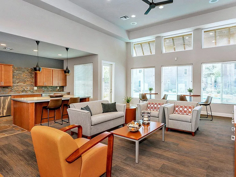 Copper Cove Apartments — Photo 11