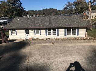 285 Maple Hill Dr, Gravois Mills, MO 65037
