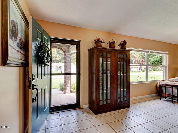 4th image of 16 Laurel Oaks Cir