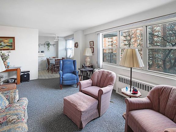 2nd image of 2475 W 16th St APT 4K