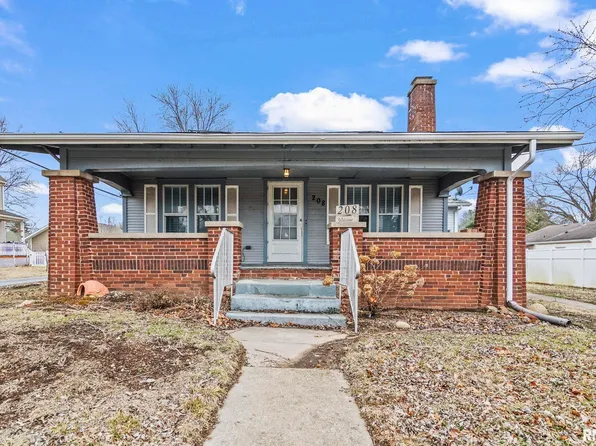 208 S Main St, Athens, IL 62613