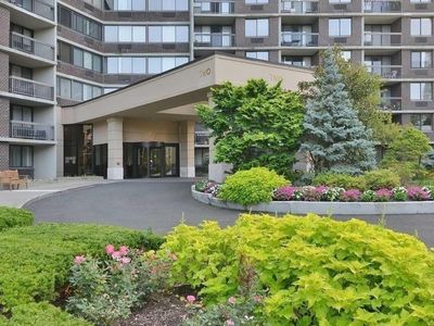 2 Bay Club Drive #6J, Flushing, NY, 11360