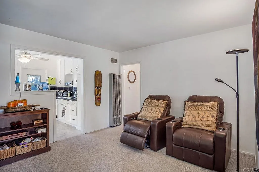 2 bed, 654 sqft, $3,600 — Photo 3