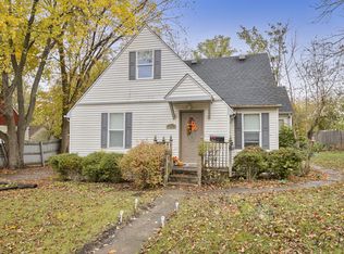 308 N Prospect Dr, Round Lake Park, IL 60073