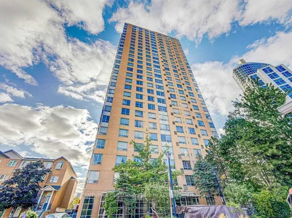 115 Omni Dr #2805, Toronto, ON M1P 5B4