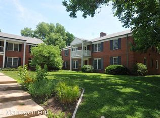 876 N McKnight Rd #10397116, Saint Louis, MO 63132