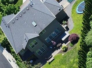 16861 SW Holly Farms Ln, Sherwood, OR