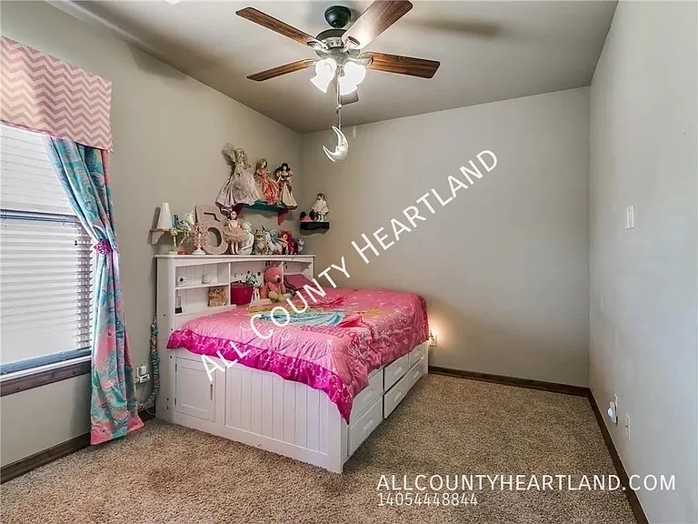 12609 NW 7th Ct — Photo 9