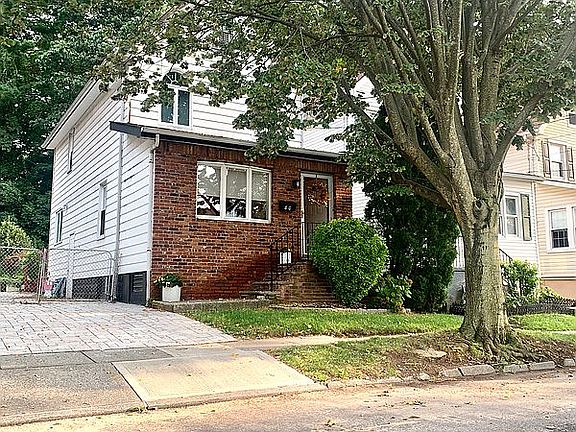 3rd image of 80 Wadsworth Ave