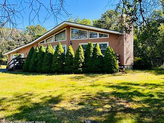 2nd image of 2446 Olympia Ln