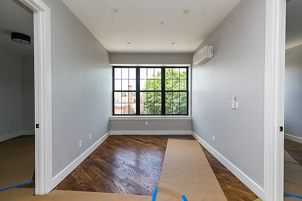 Rented by Nooklyn NYC LLC | media 54