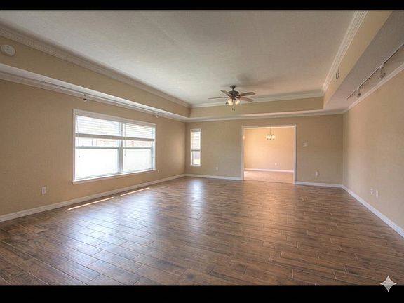 4th image of 1801 Hibiscus Ct S