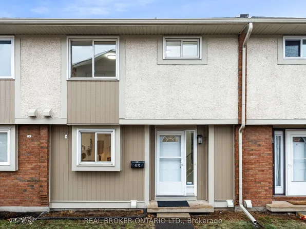 477 Moodie Dr #C, Ottawa, ON K2H 8T7