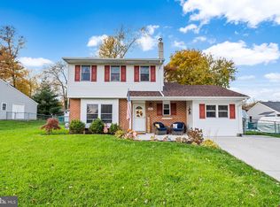 1862 Sheri Rd, Bensalem, PA 19020