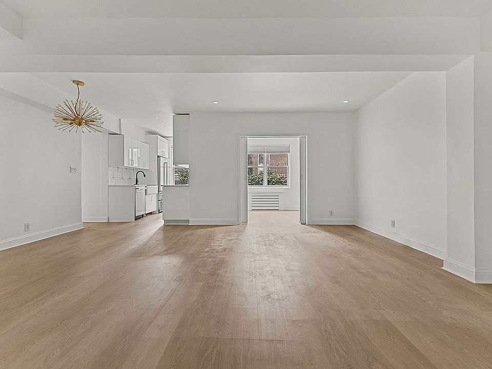 1st image of 350 E 30th St APT 1D