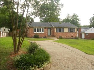 8702 Woodlake Dr, Richmond, VA 23294