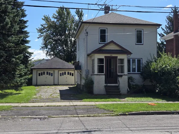 436 4th St E, Cornwall, ON K6H 2J6
