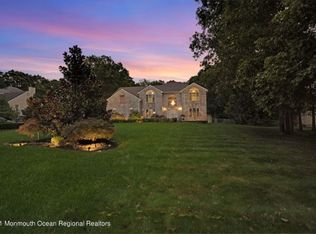 33 Overlook Dr, Jackson, NJ