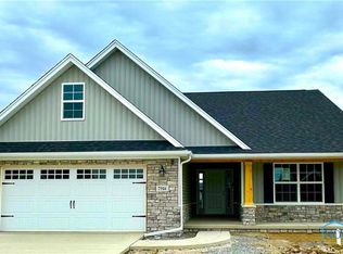 7916 Silverado Dr, Monclova, OH 43542