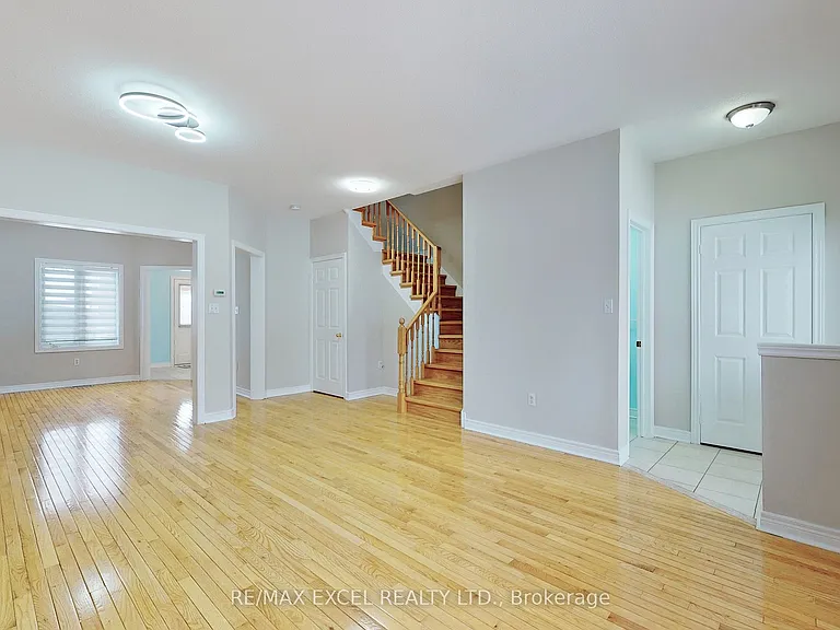 24 John Gary Dr — Photo 8