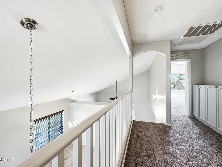 3289 E Waterman St — Photo 17
